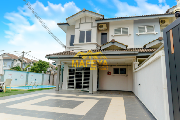RUMAH 2 TINGKAT (CORNER LOT)